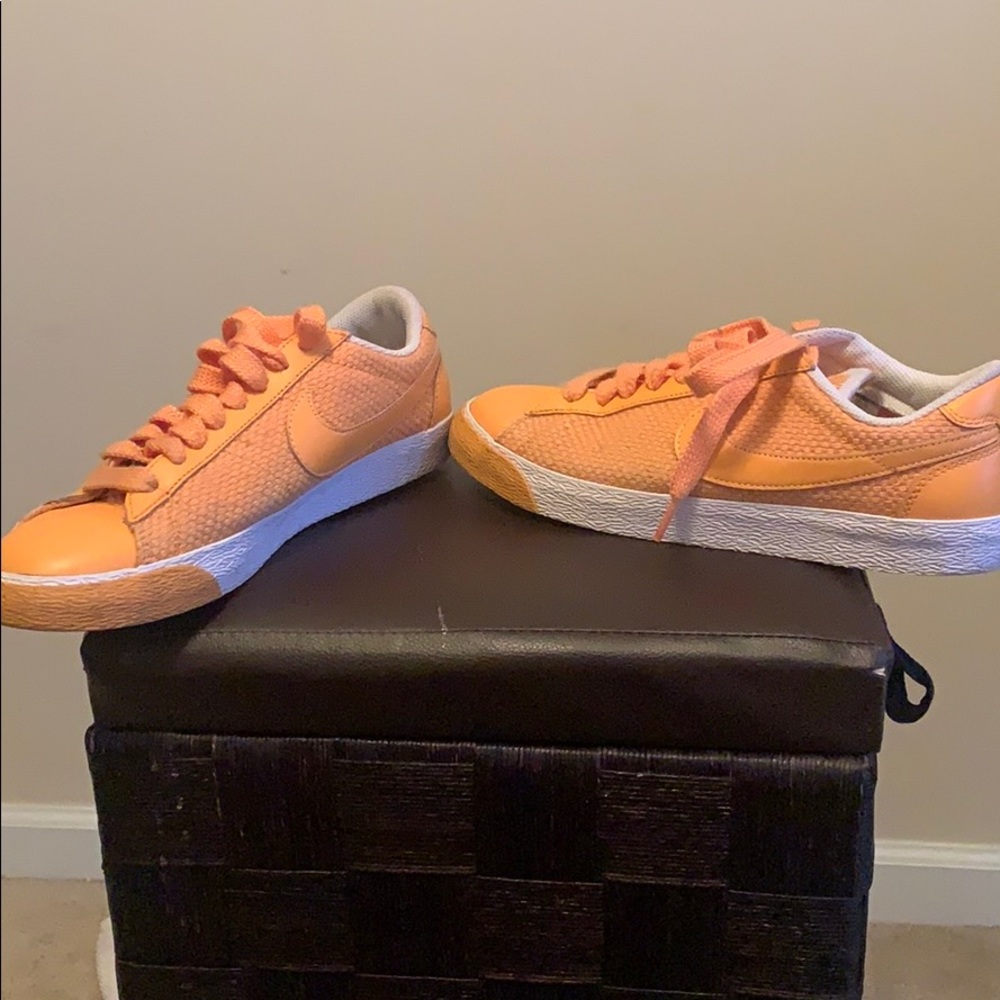 Women shoes
